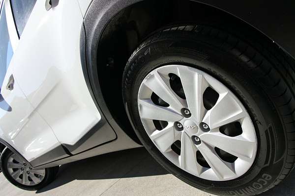 2023 Kia Stonic S YB