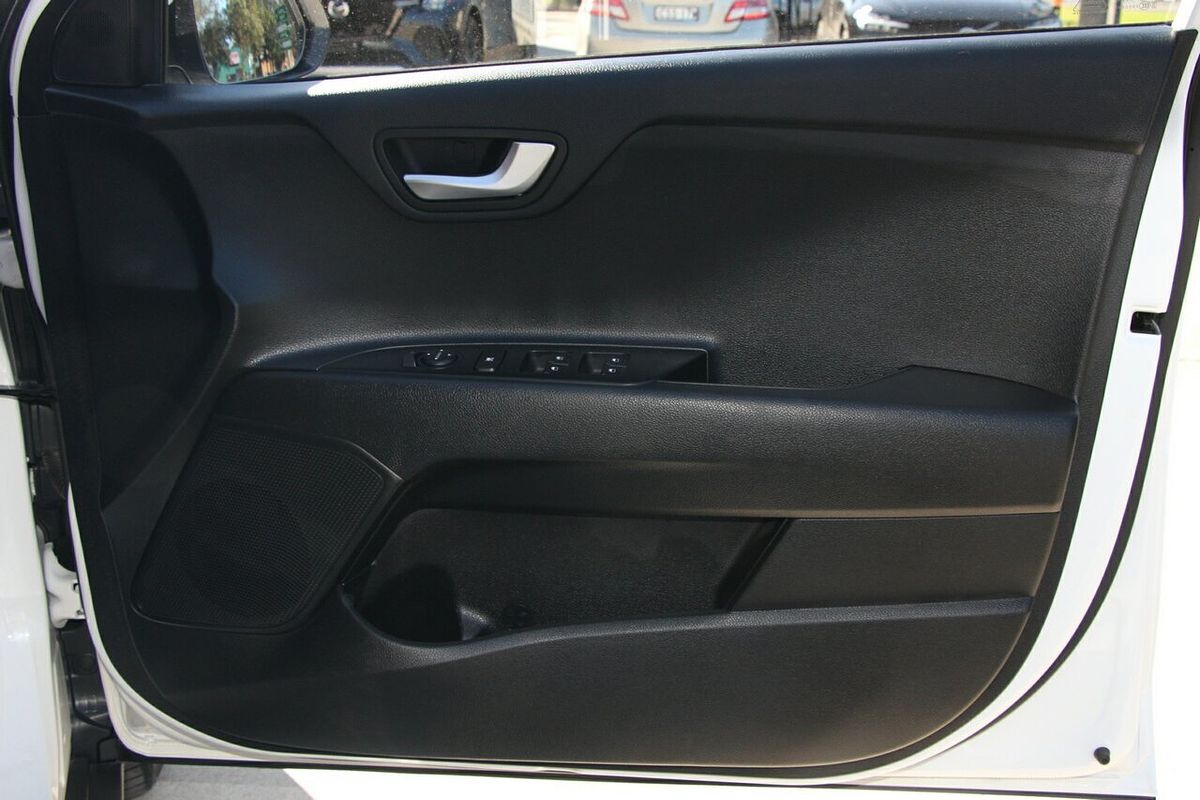 2023 Kia Stonic S YB