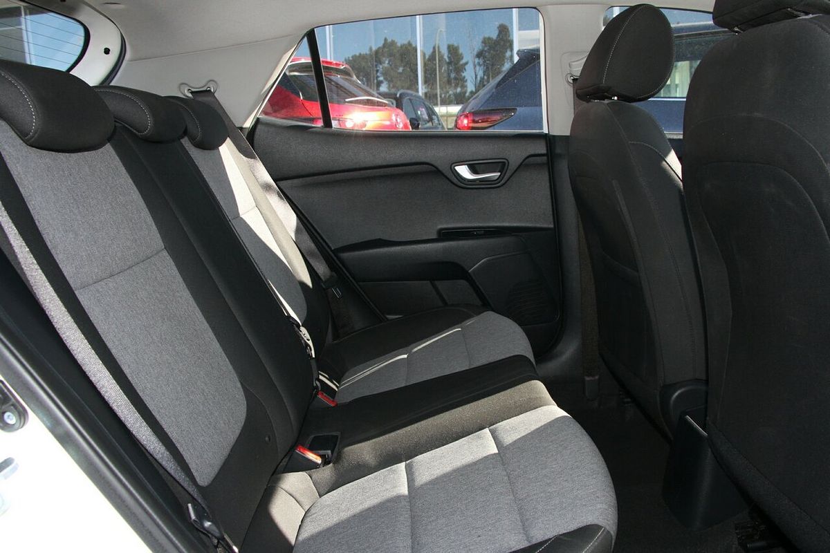 2023 Kia Stonic S YB