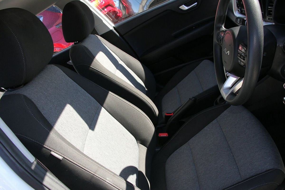 2023 Kia Stonic S YB