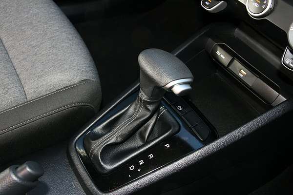 2023 Kia Stonic S YB