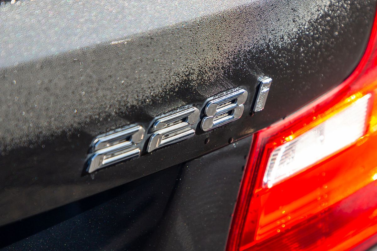 2016 BMW 228i Sport Line F22 MY16