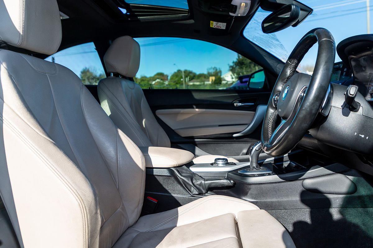 2016 BMW 228i Sport Line F22 MY16