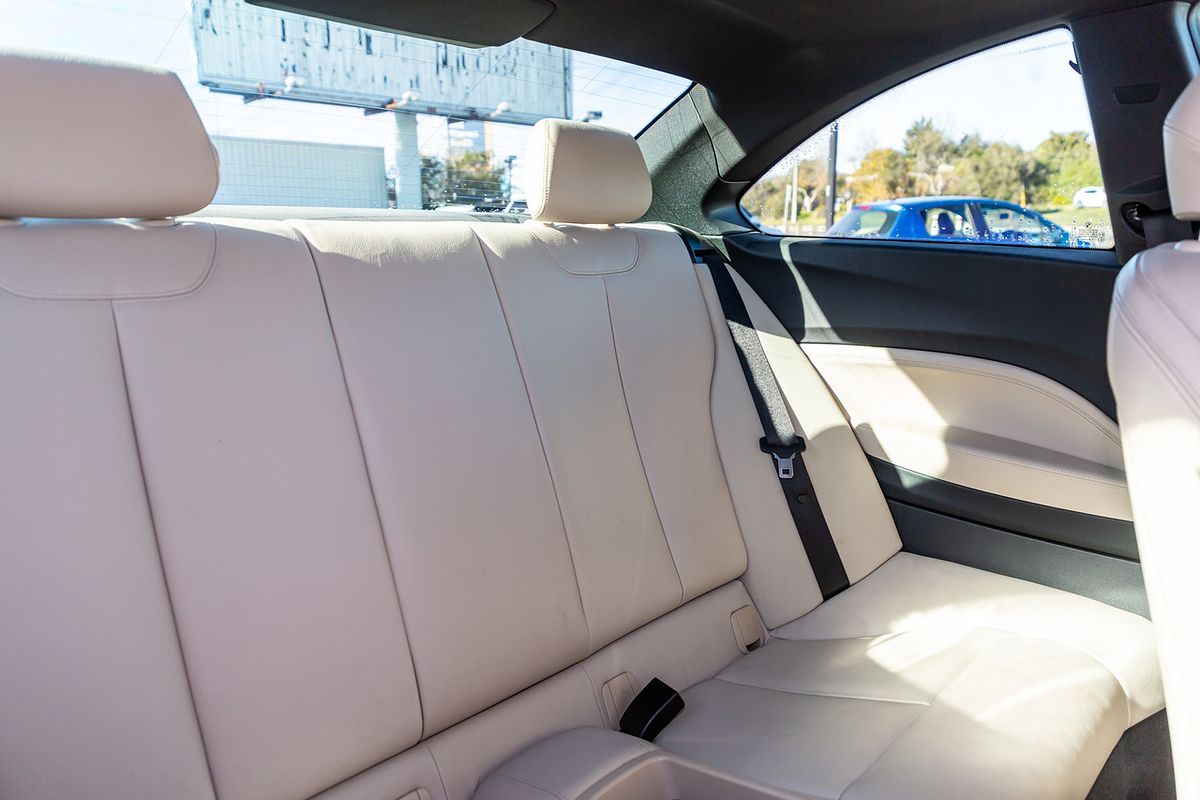 2016 BMW 228i Sport Line F22 MY16