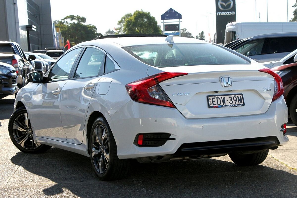 2019 Honda Civic VTi-LX 10th Gen