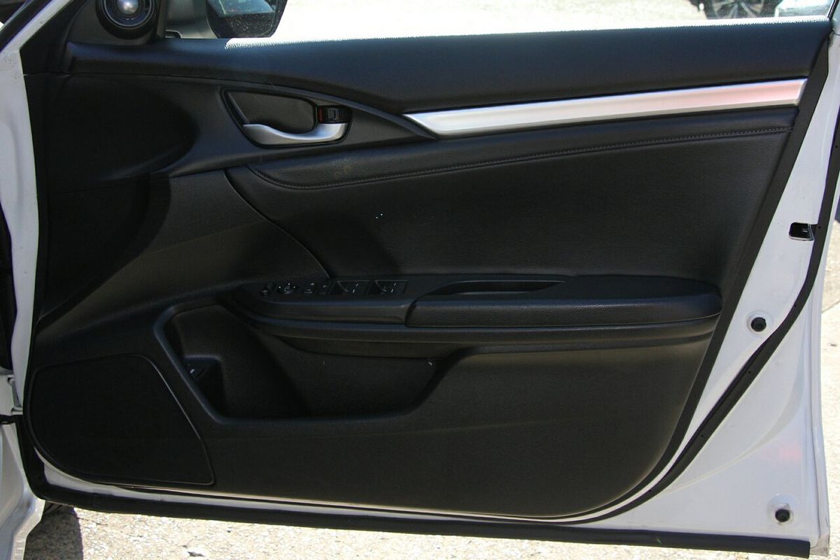 2019 Honda Civic VTi-LX 10th Gen