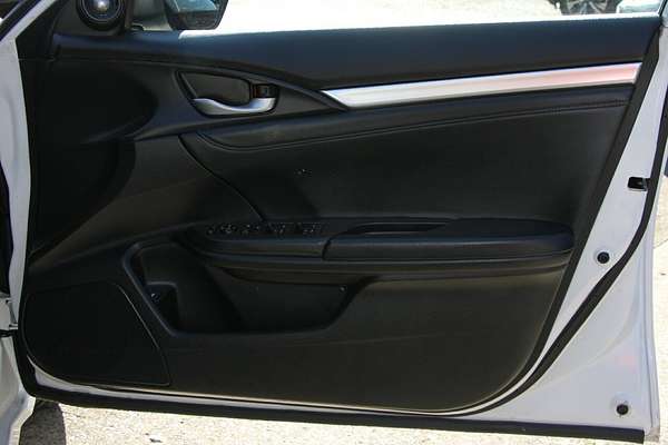 2019 Honda Civic VTi-LX 10th Gen