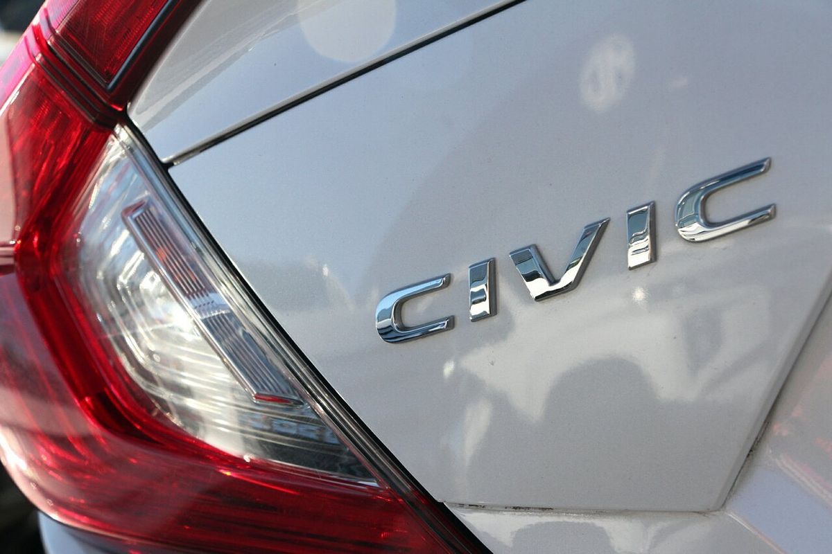 2019 Honda Civic VTi-LX 10th Gen