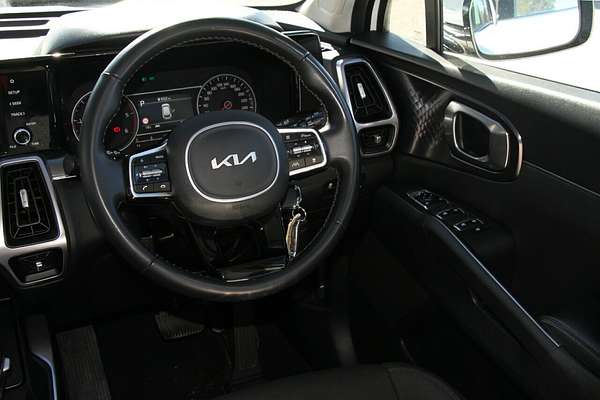 2023 Kia Sorento S MQ4