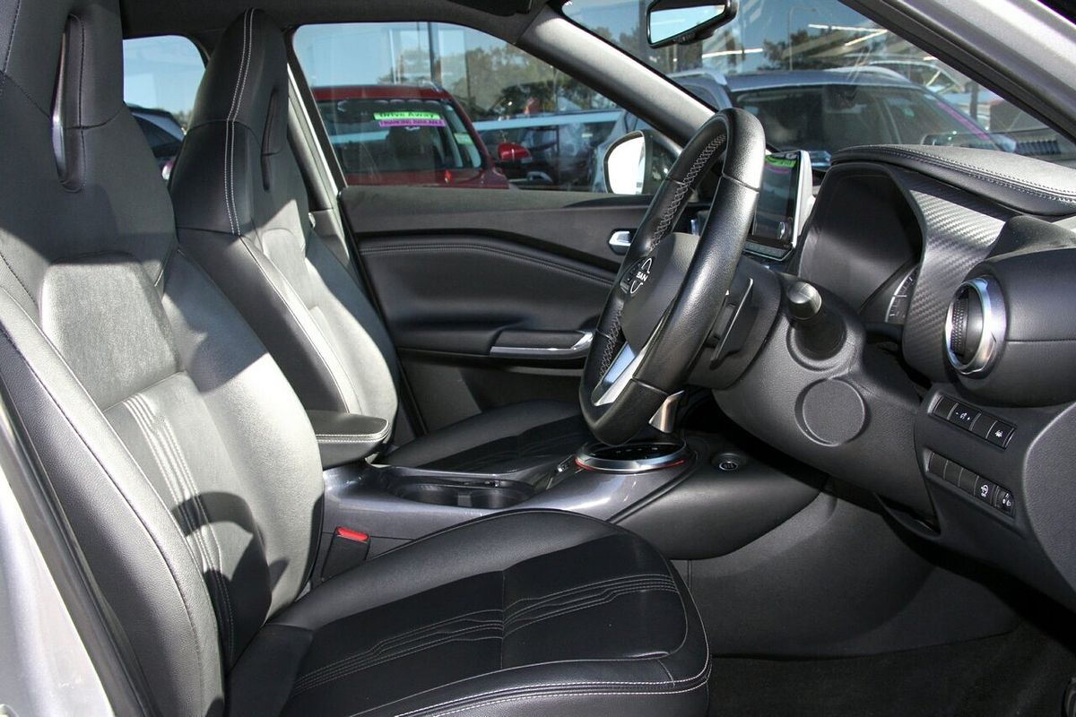 2023 Nissan JUKE ST-L F16