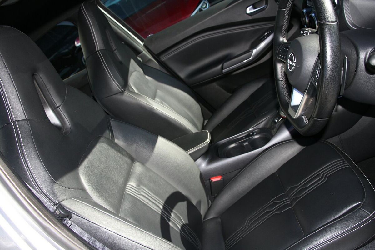 2023 Nissan JUKE ST-L F16