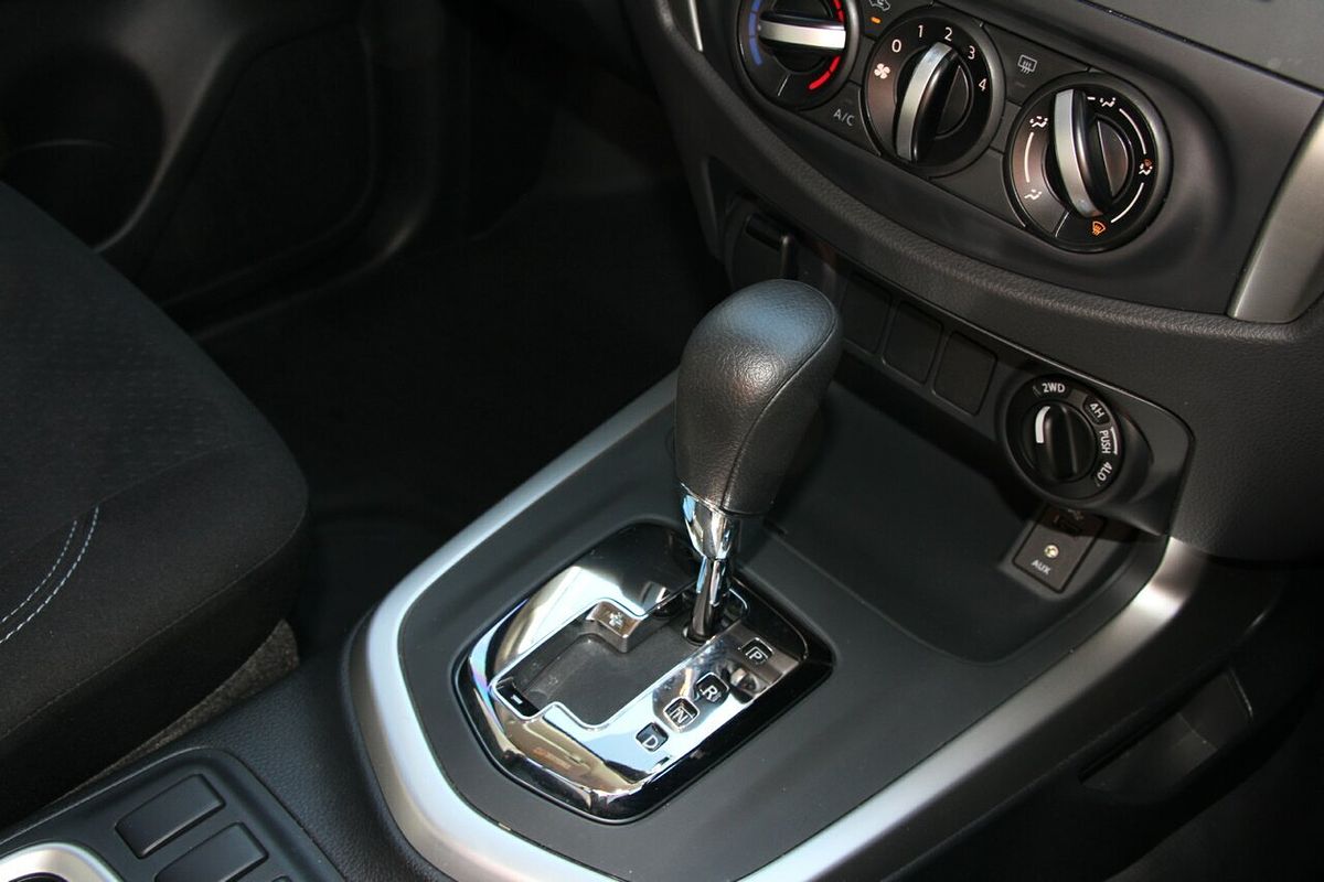 2020 Nissan Navara RX D23 Series 4 4X4