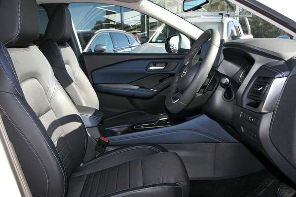 2024 Nissan QASHQAI ST-L J12