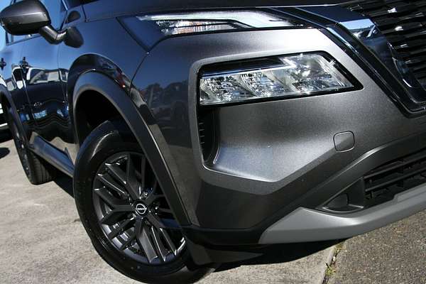 2024 Nissan X-TRAIL ST T33