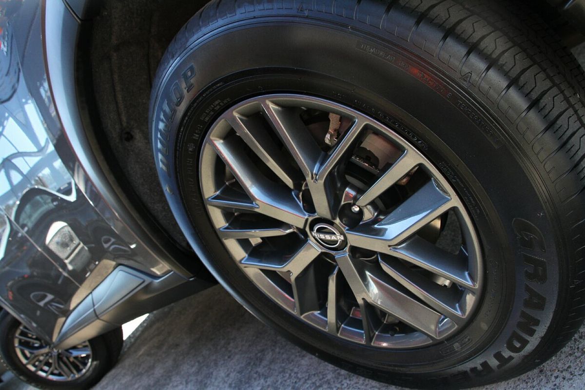 2024 Nissan X-TRAIL ST T33