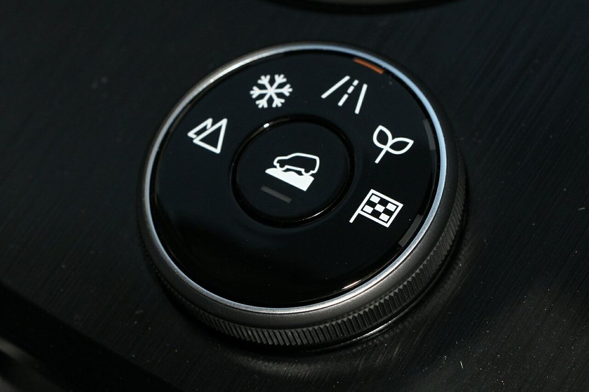 2024 Nissan X-TRAIL ST T33