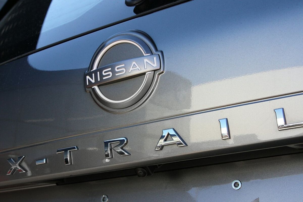 2024 Nissan X-TRAIL ST T33