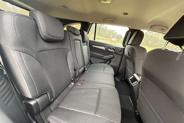 2025 Isuzu MU-X LS-M