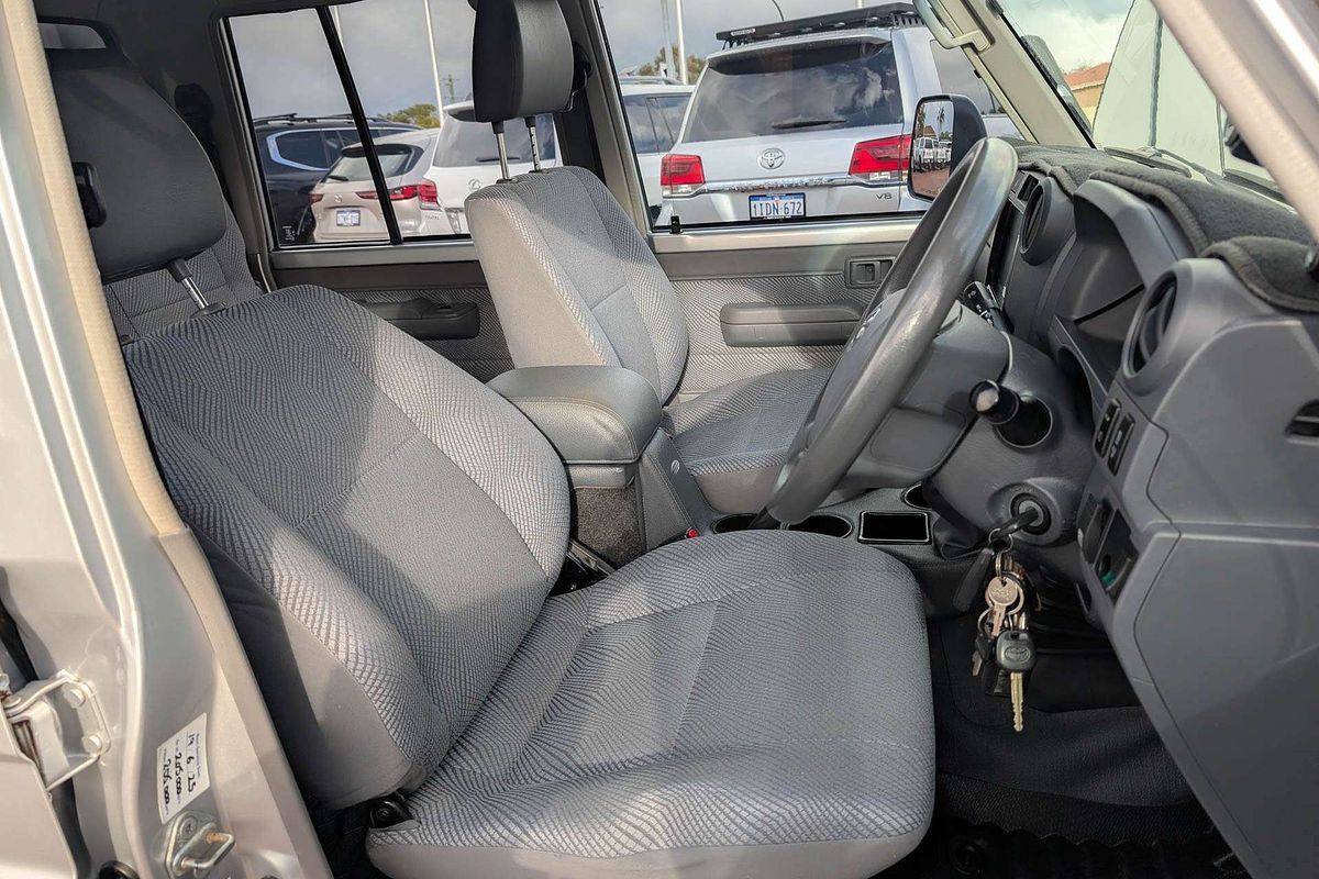 2014 Toyota Landcruiser GXL VDJ79R 4X4