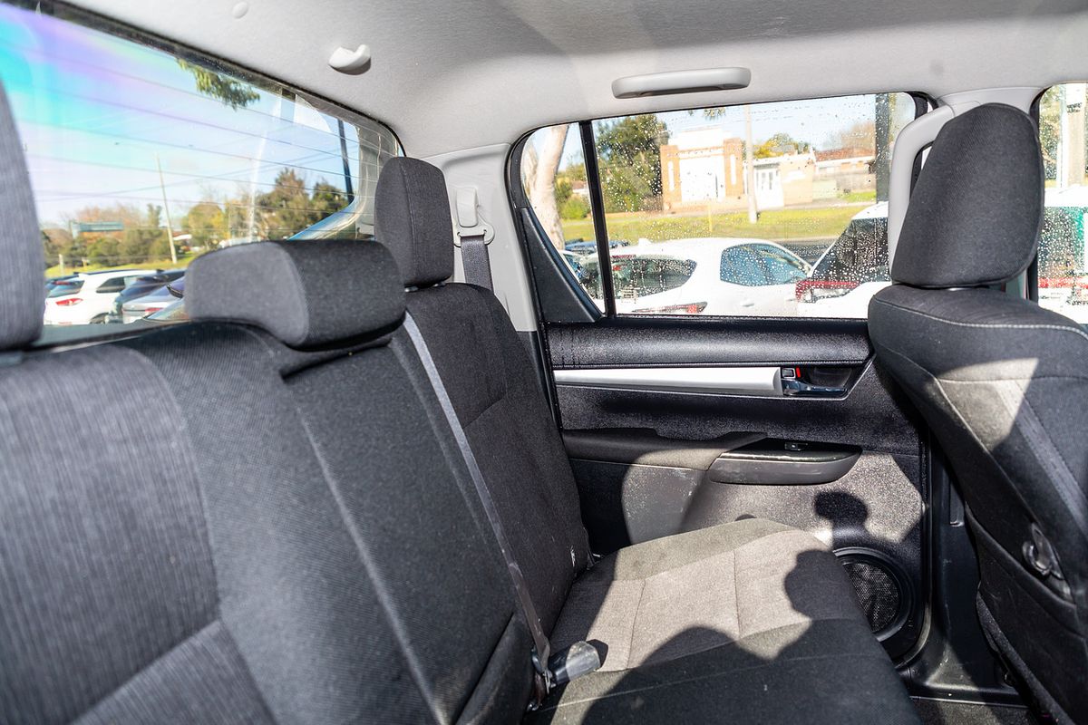 2018 Toyota Hilux SR5 GUN126R 4X4