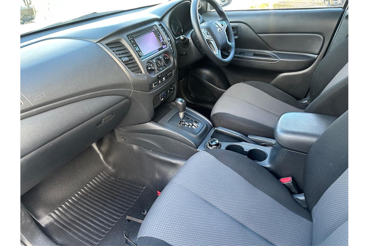 2019 Mitsubishi Triton GLX ADAS MR 4X4