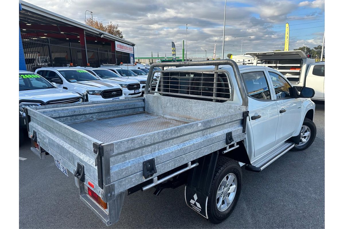 2019 Mitsubishi Triton GLX ADAS MR 4X4