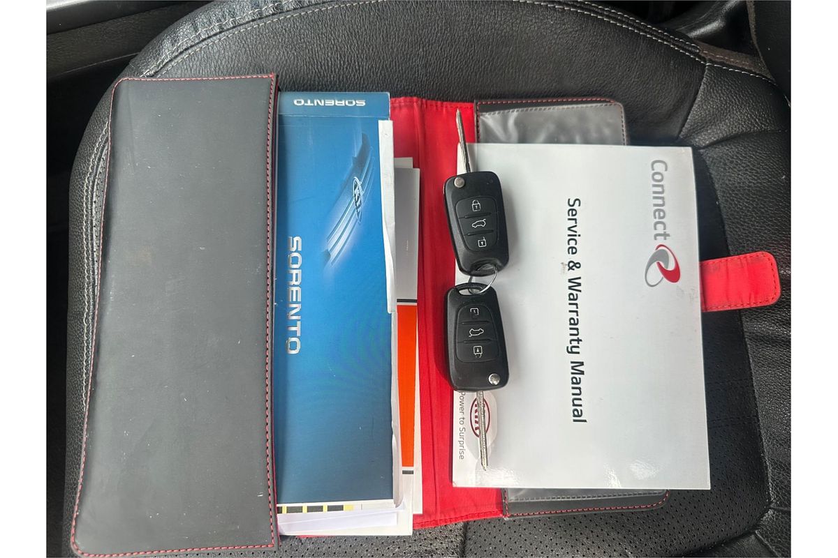 2012 Kia Sorento SLi XM