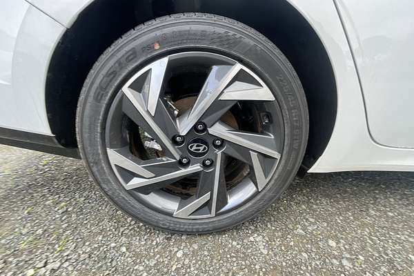 2024 Hyundai i30 Premium CN7.V2