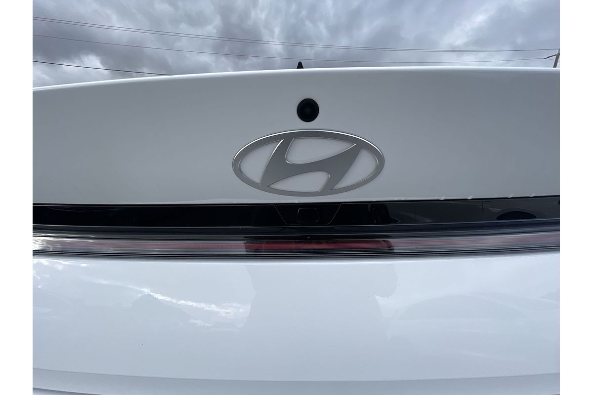 2024 Hyundai i30 Premium CN7.V2