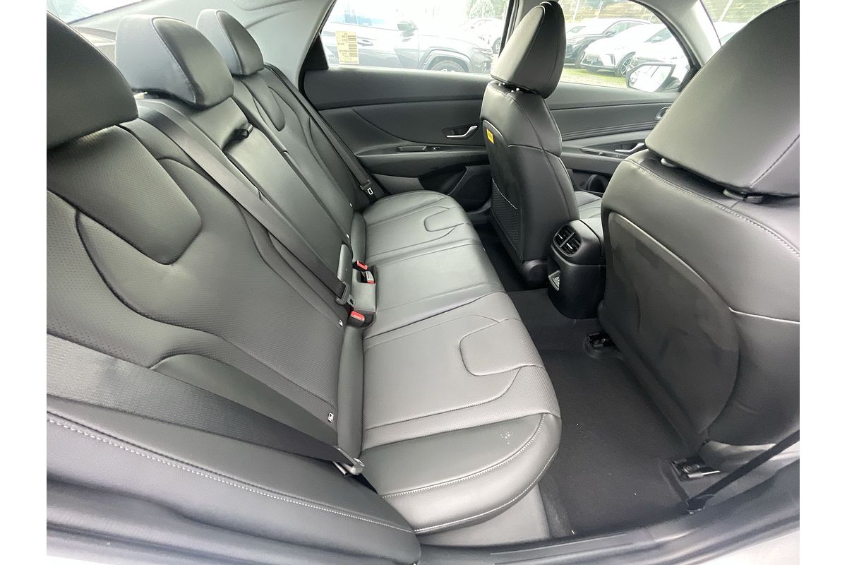 2024 Hyundai i30 Premium CN7.V2