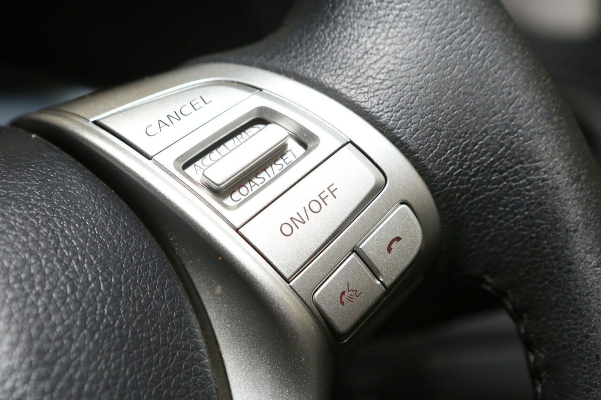 2015 Nissan Navara ST D23 4X4
