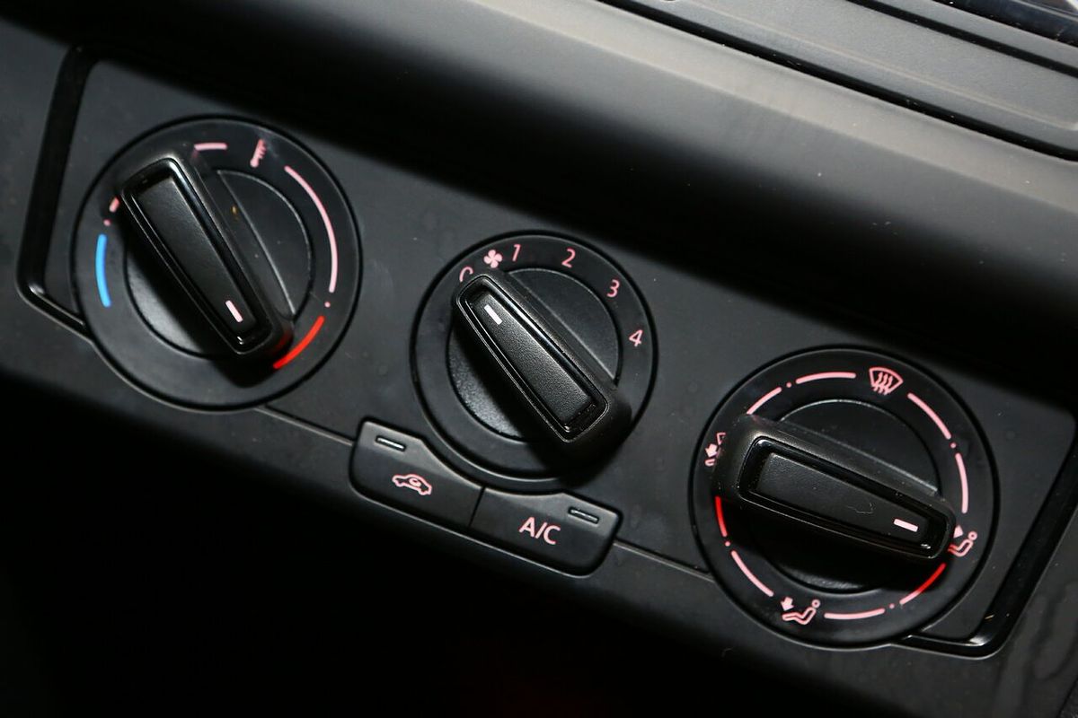 2015 Volkswagen Polo 66TSI Trendline 6R
