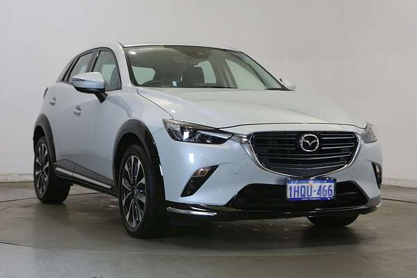 2022 Mazda CX-3 sTouring DK