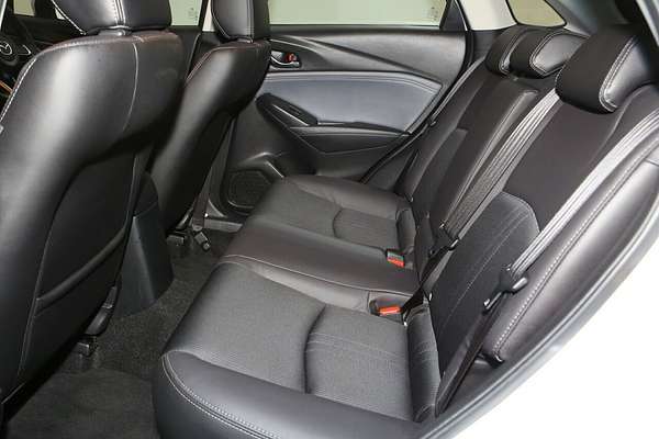 2022 Mazda CX-3 sTouring DK
