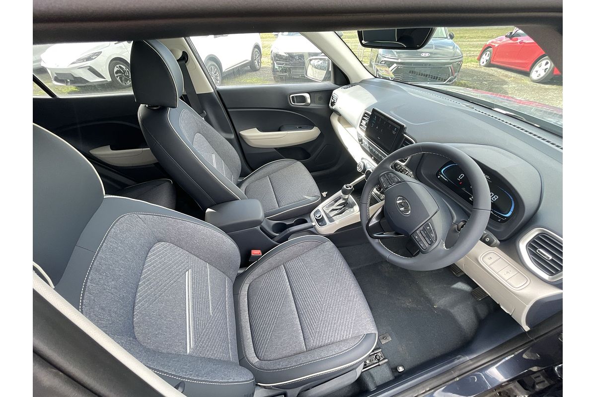 2025 Hyundai Venue Elite QX.V5