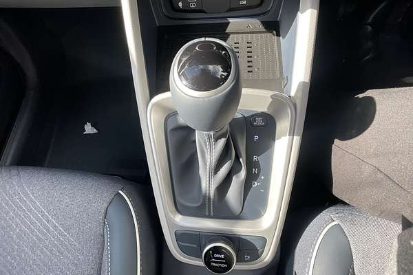 2025 Hyundai Venue Elite QX.V5