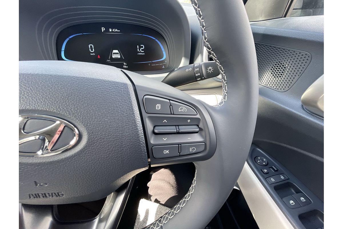 2025 Hyundai Venue Elite QX.V5