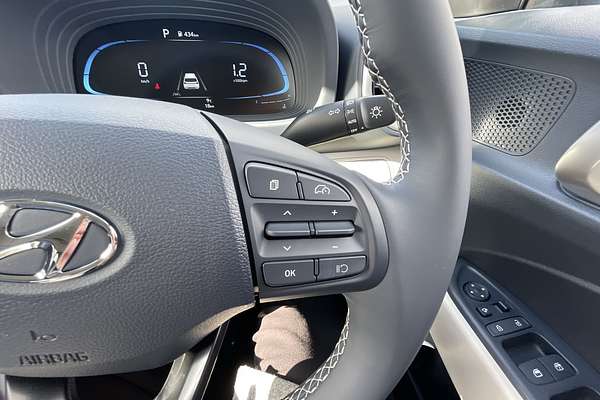 2025 Hyundai Venue Elite QX.V5