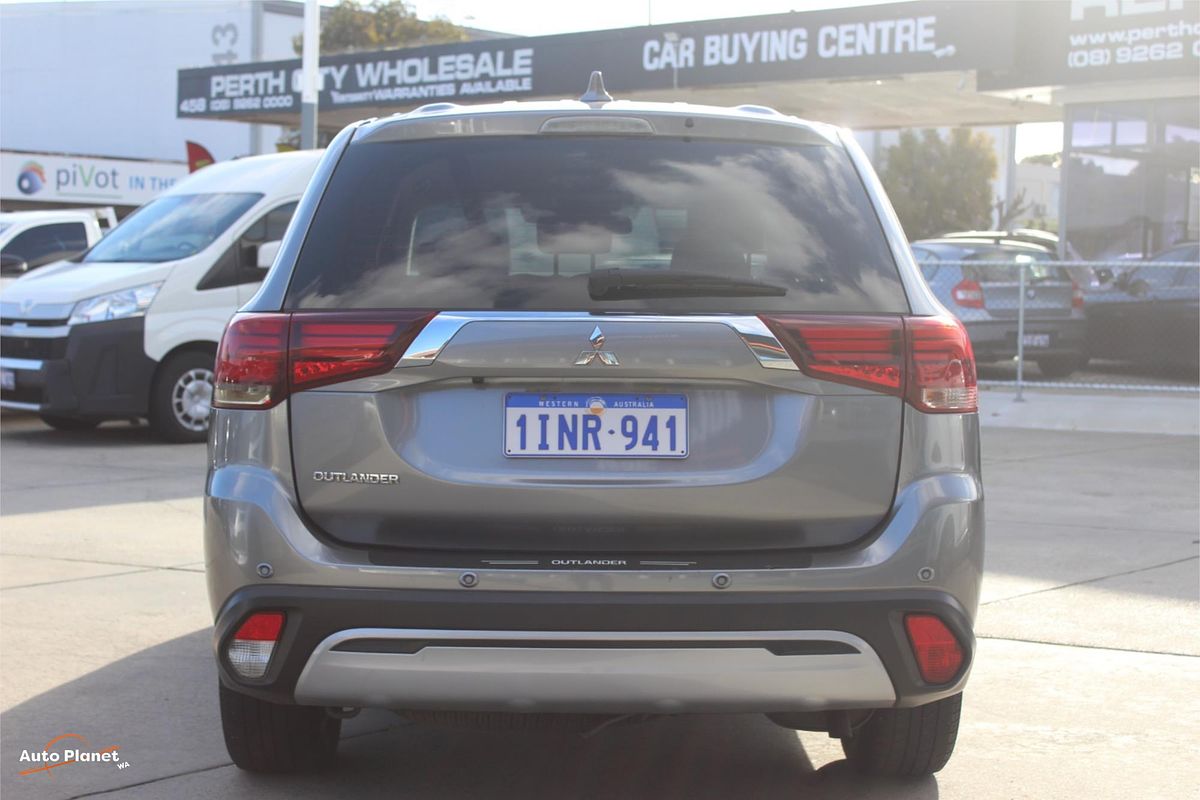 2021 Mitsubishi OUTLANDER ES 7 SEAT (2WD) ZL MY21