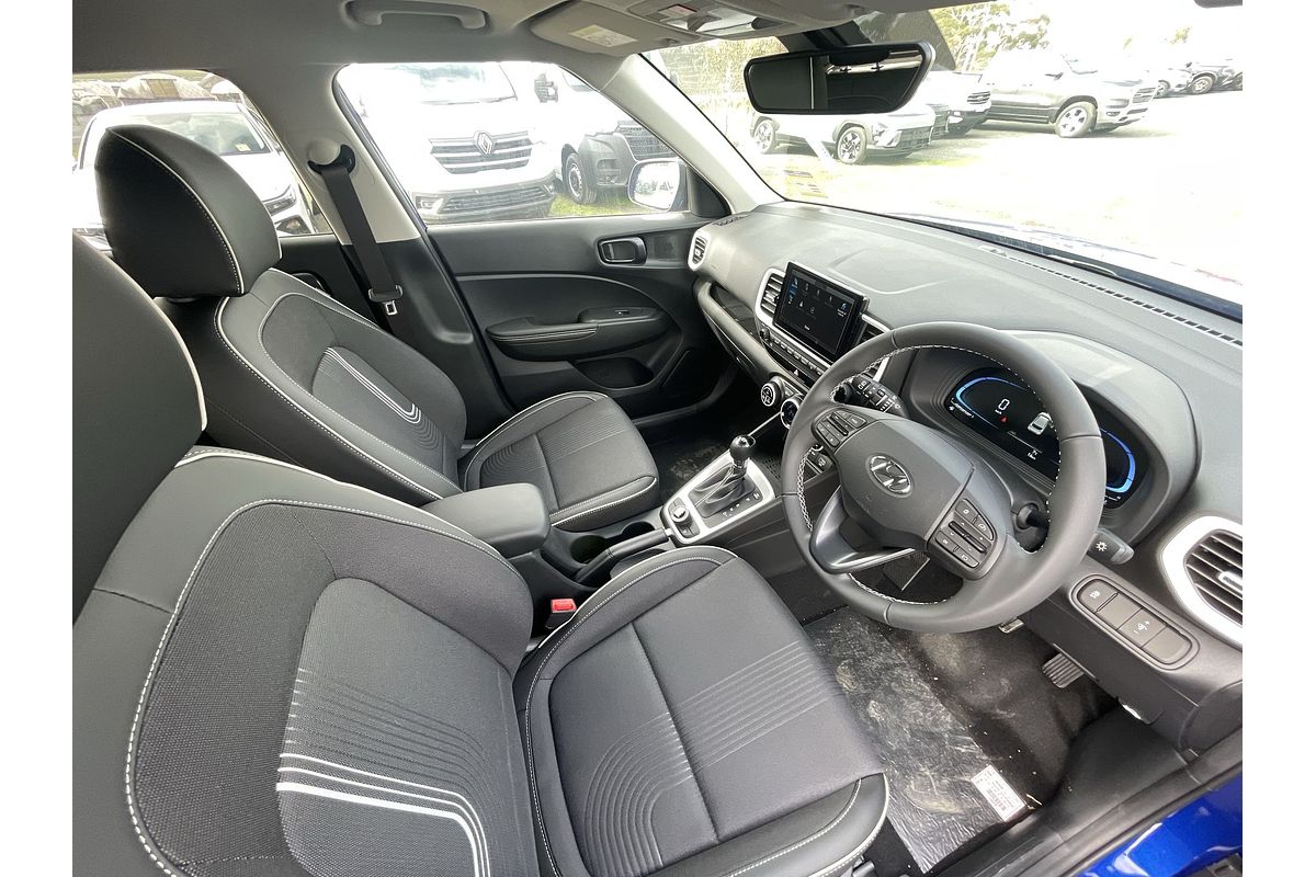 2025 Hyundai Venue Elite QX.V5