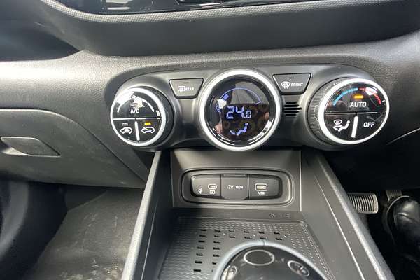 2025 Hyundai Venue Elite QX.V5