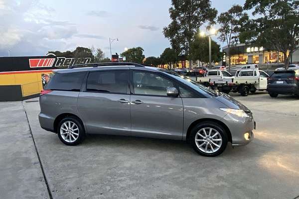 2018 Toyota Tarago GLX ACR50R