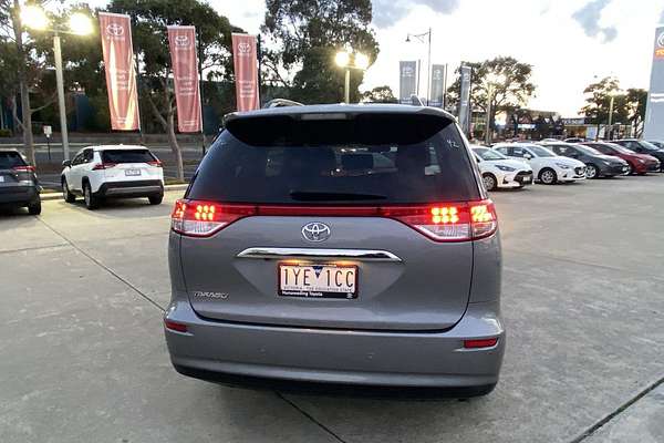 2018 Toyota Tarago GLX ACR50R