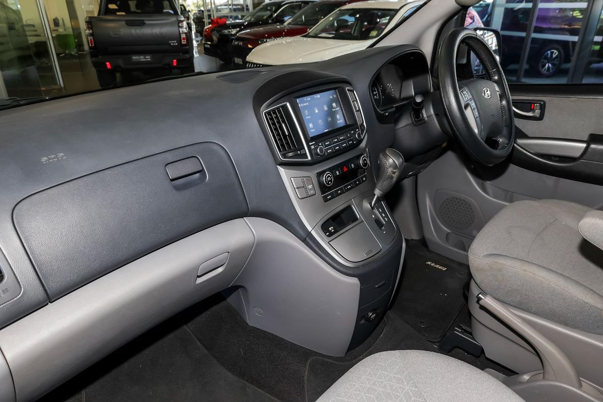 2018 Hyundai iMax Active TQ4