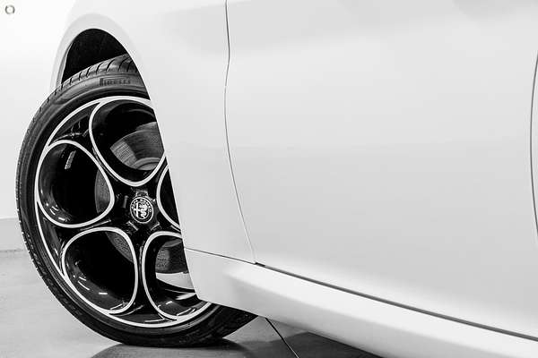 2023 Alfa Romeo Giulia Ti Series 4