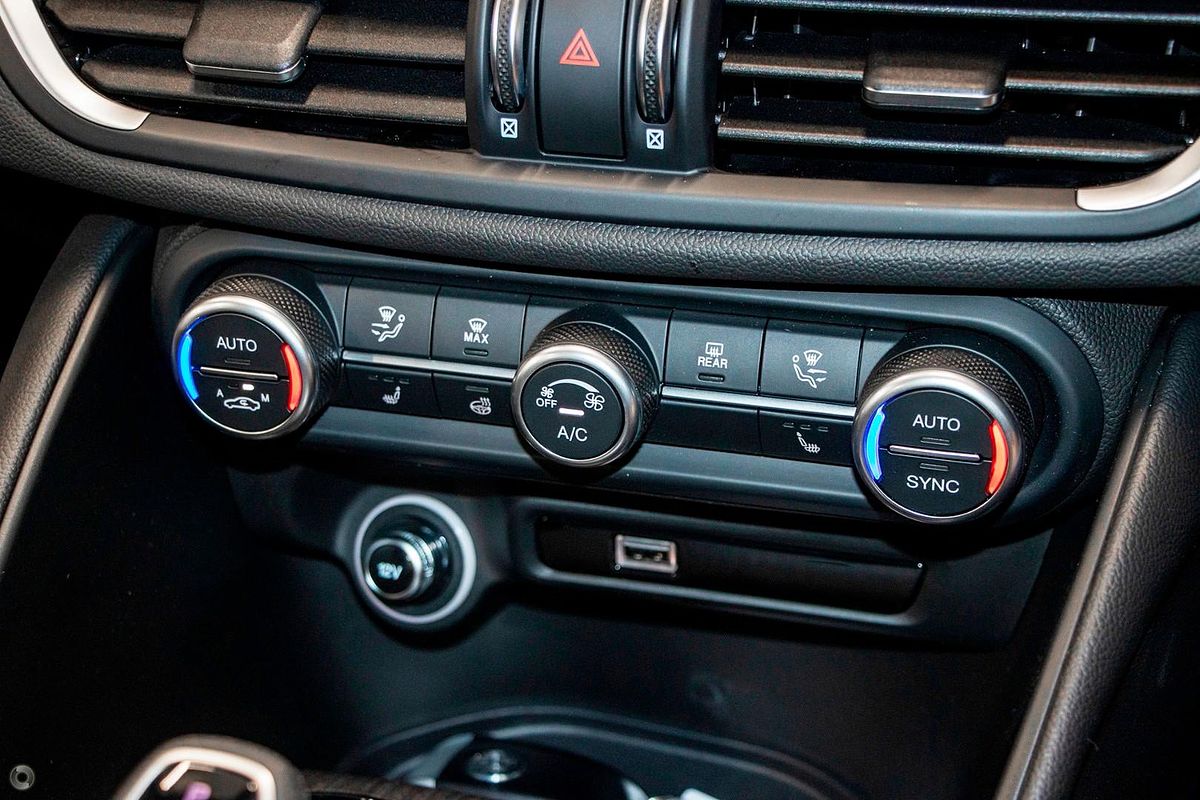 2023 Alfa Romeo Giulia Ti Series 4