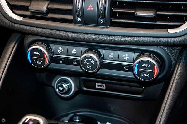 2023 Alfa Romeo Giulia Ti Series 4