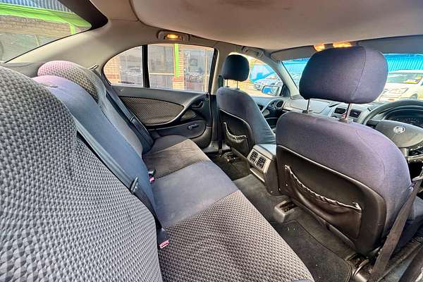 2003 Holden Commodore Executive VY