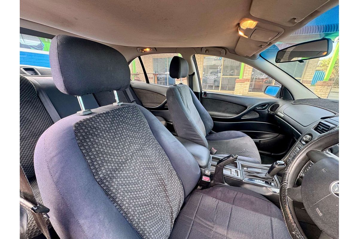 2003 Holden Commodore Executive VY