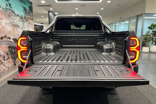 2023 Toyota Hilux SR5 GUN126R 4X4